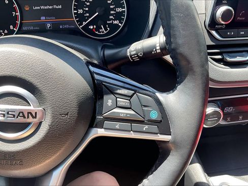 Used 2019 Nissan Altima 2.5 SV FWD image 24