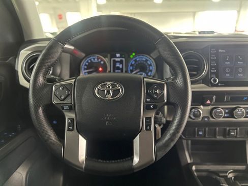 Certified 2022 Toyota Tacoma SR5 image 27