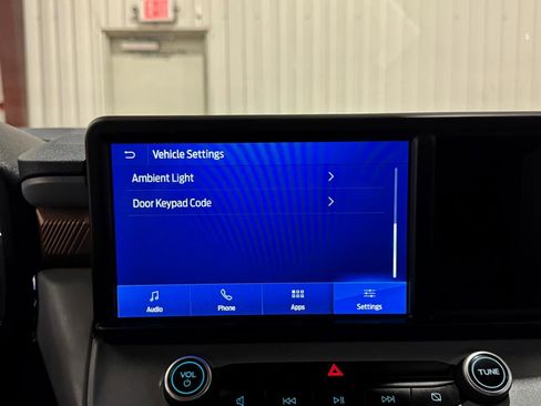 Used 2022 Ford Maverick Lariat w/ Lariat Luxury Package image 44