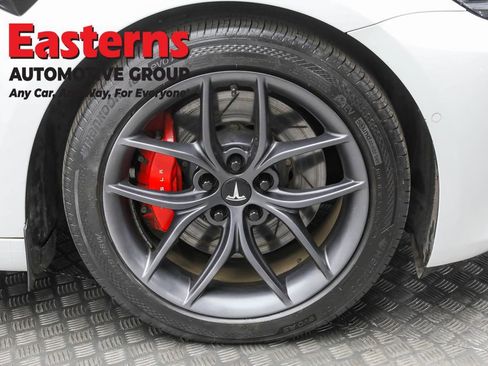 Used 2019 Tesla Model 3 Performance image 28