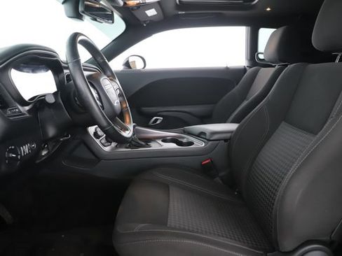 Used 2017 Dodge Challenger R/T w/ Blacktop Package RWD image 16