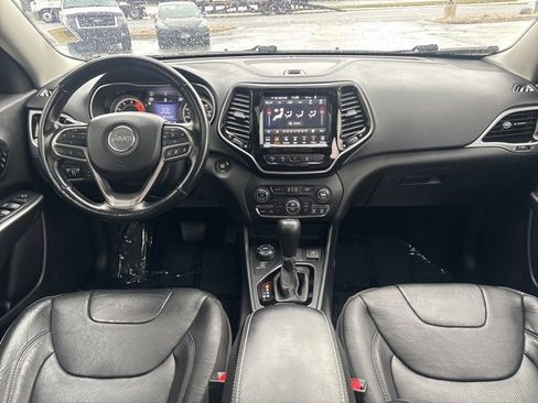 Used 2021 Jeep Cherokee Limited w/ Elite Package image 18