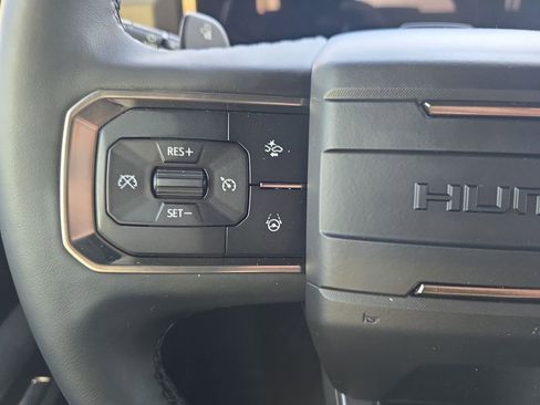 Used 2025 GMC Hummer EV 2X AWD/4WD image 18