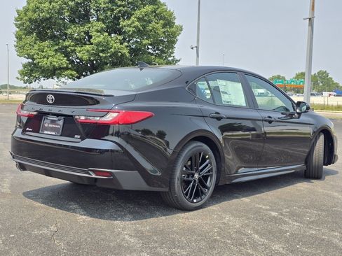 New 2026 Toyota Camry SE FWD image 14