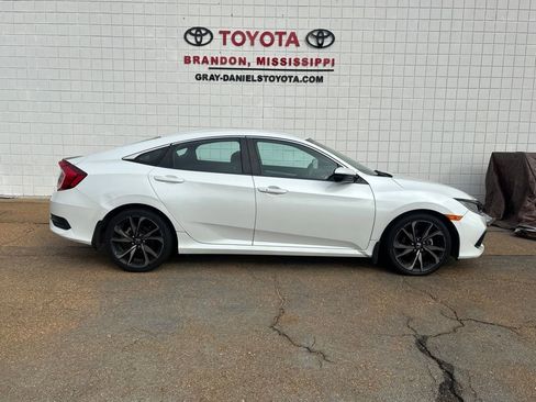 Used 2019 Honda Civic Sport image 1