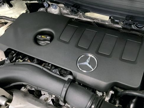 Certified 2023 Mercedes-Benz GLA 250 image 31
