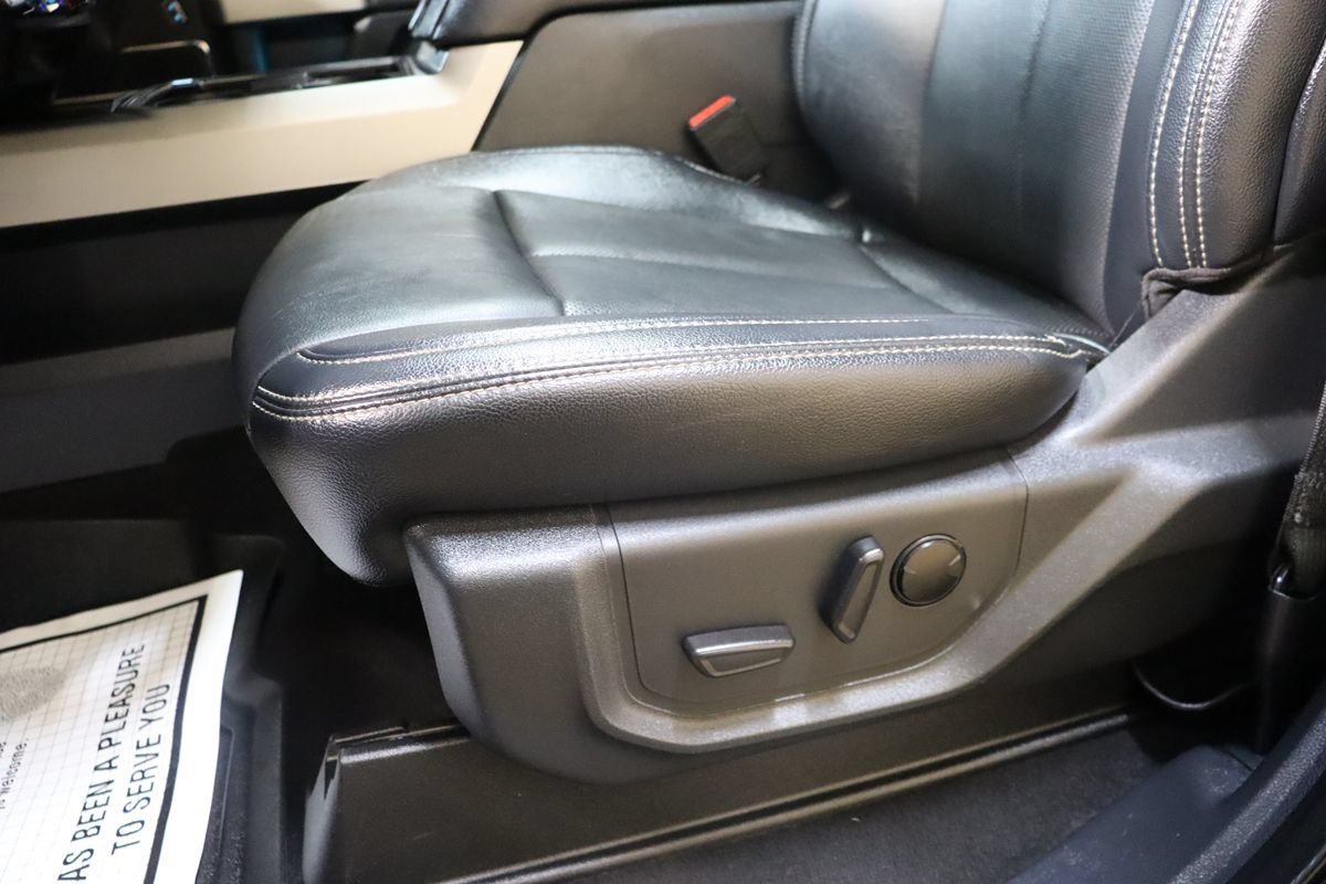 Used 2022 Ford F250 Lariat w/ Black Appearance Package AWD/4WD image 52