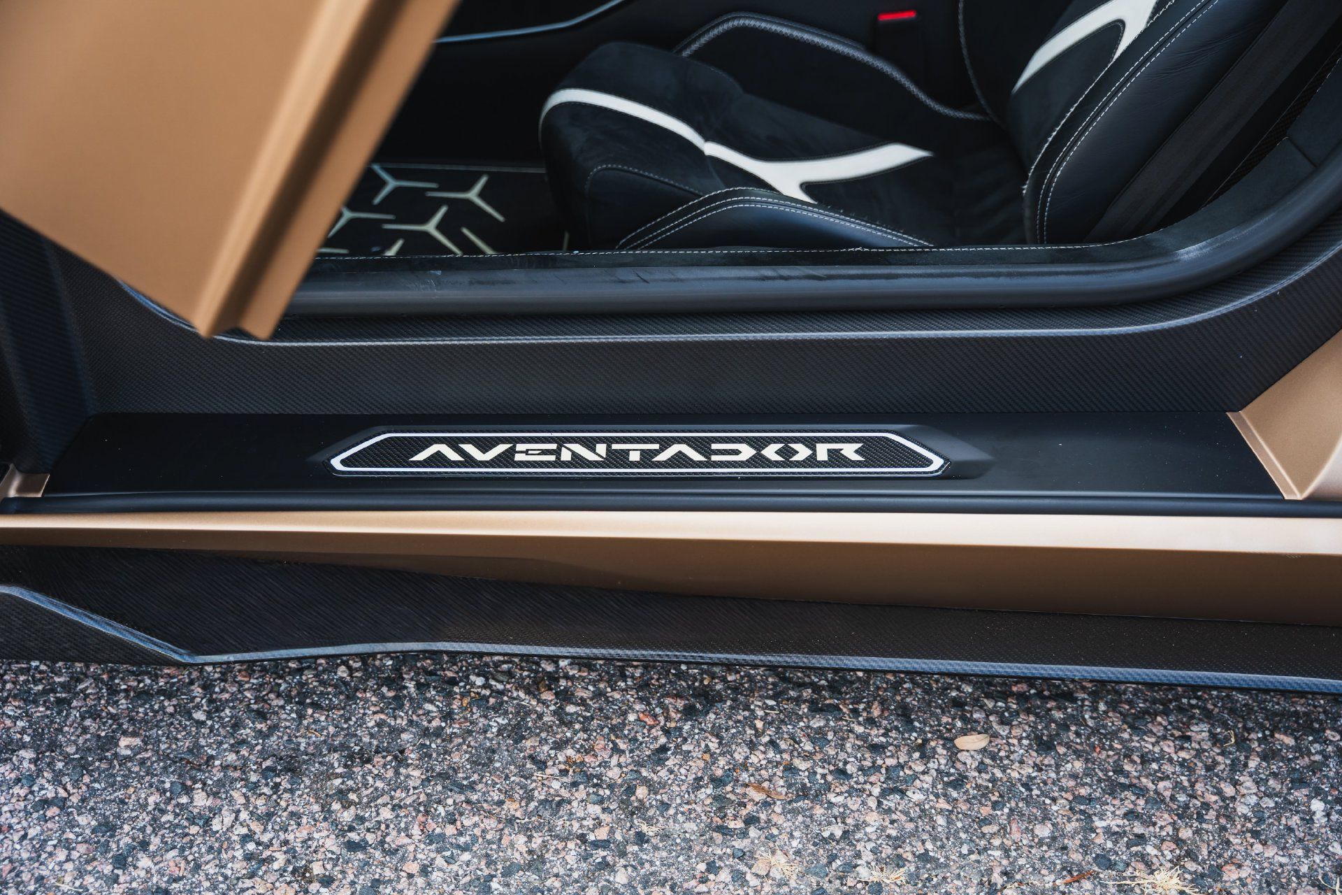 Used 2021 Lamborghini Aventador SVJ AWD/4WD image 49