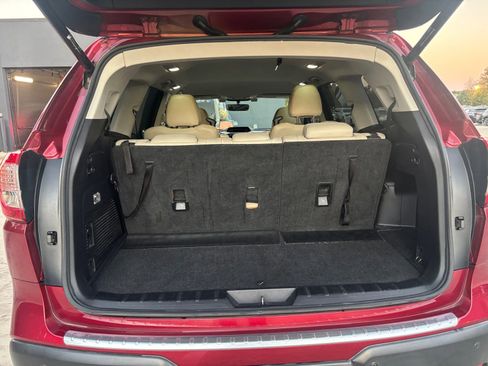 Used 2019 Subaru Ascent Premium w/ Popular Package #2 image 16