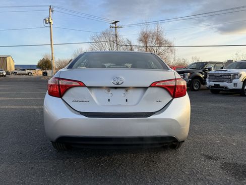 Used 2017 Toyota Corolla L image 8