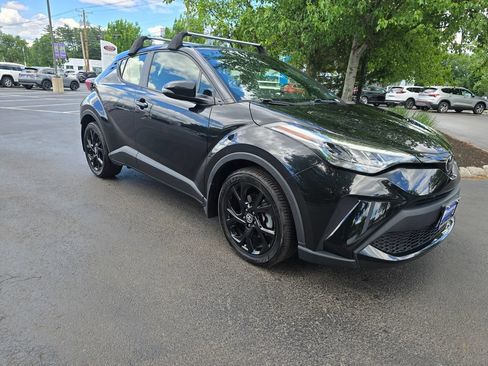 Used 2022 Toyota C-HR Nightshade FWD image 10
