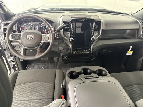 New 2026 RAM 2500 Tradesman AWD/4WD image 15