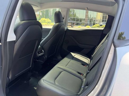 Used 2024 Tesla Model Y Performance AWD/4WD image 14