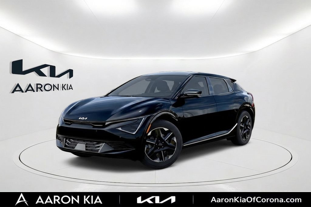 New 2026 Kia EV6 Wind RWD image 1