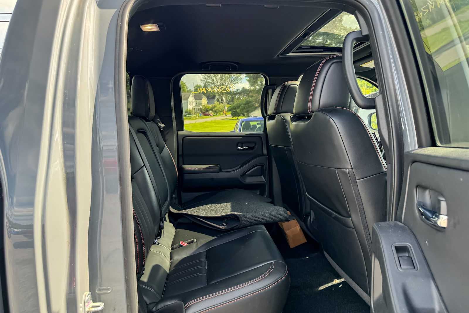 Certified 2023 Nissan Frontier PRO-4X w/ Pro-4X Premium Package AWD/4WD image 11