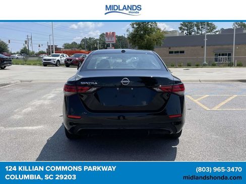 Used 2025 Nissan Sentra SV FWD image 5
