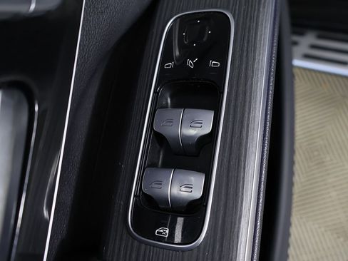 Used 2023 Mercedes-Benz EQS 450+ SUV image 39