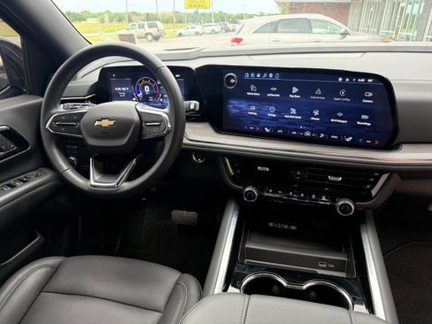 Used 2026 Chevrolet Tahoe LT AWD/4WD image 7