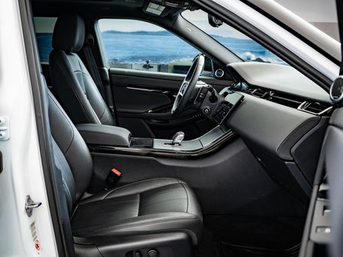 Used 2024 Land Rover Range Rover Evoque S image 24