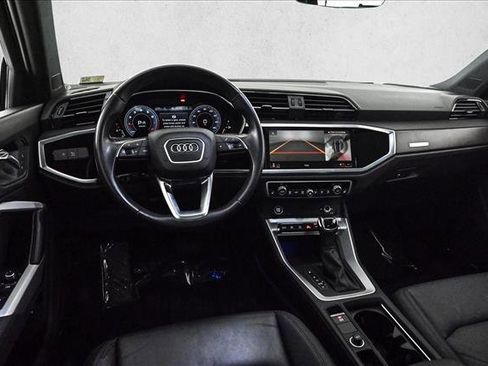 Used 2022 Audi Q3 2.0T Premium Plus image 19