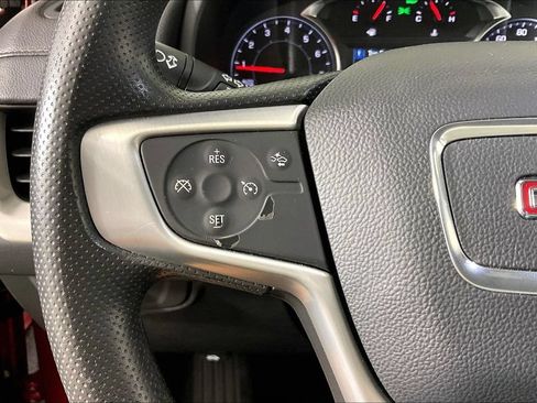 Used 2024 GMC Terrain SLE FWD image 6