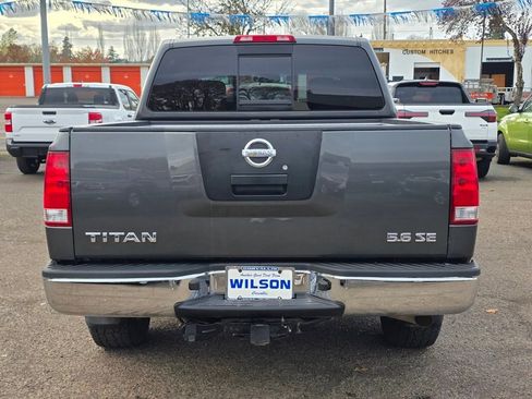 Used 2004 Nissan Titan SE image 4