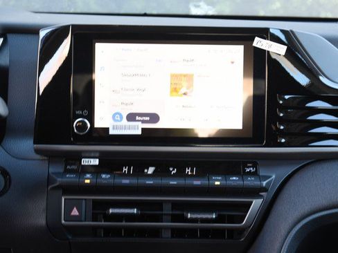 New 2026 Toyota Camry LE image 10