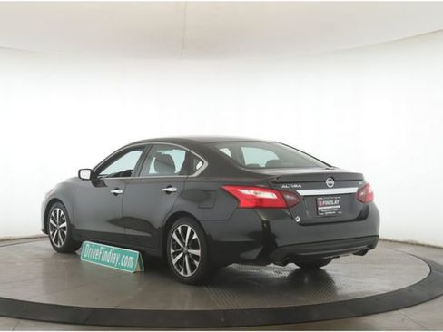Used 2017 Nissan Altima 2.5 SR image 8