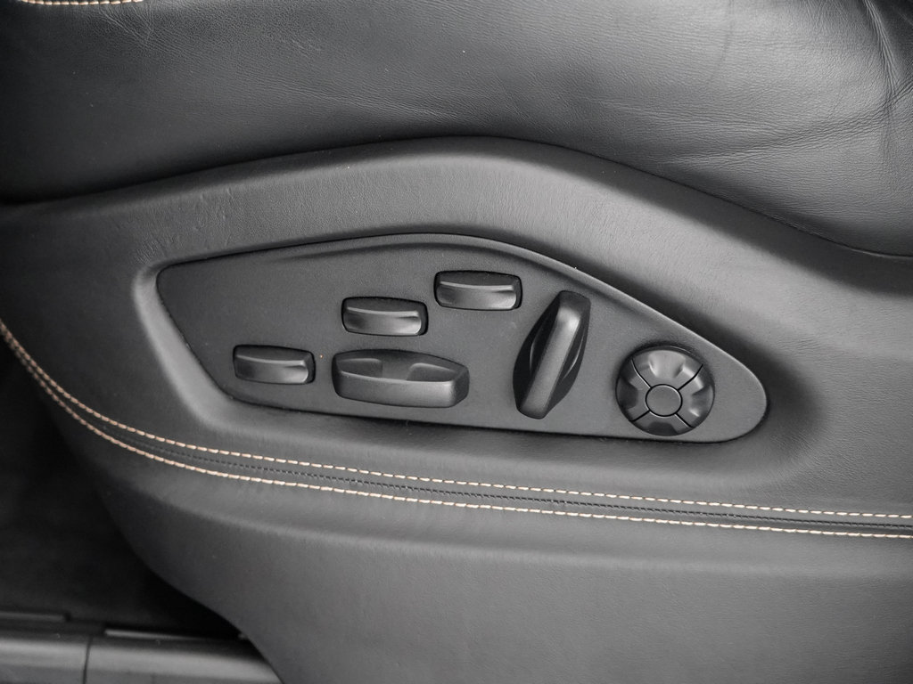 Used 2024 Porsche Cayenne Turbo GT AWD/4WD image 13