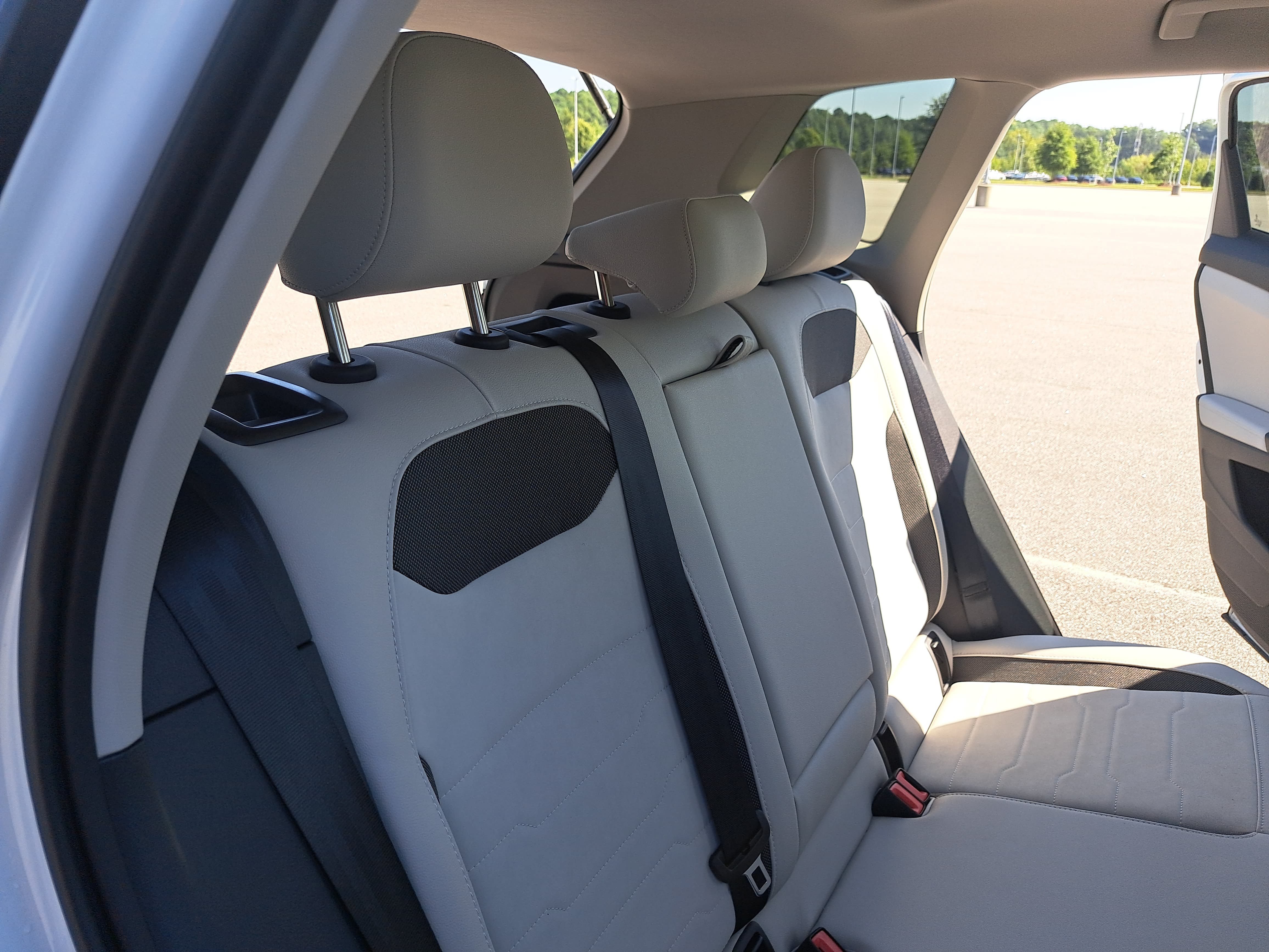 Certified 2026 Volkswagen Taos SE AWD/4WD image 12