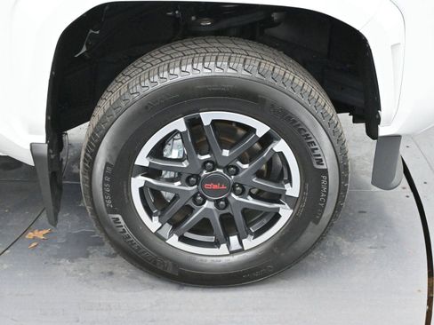 Used 2025 Toyota Tacoma SR w/ Towing Package image 31