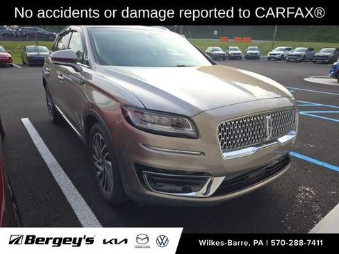 Used 2020 Lincoln Nautilus Reserve AWD/4WD image 2