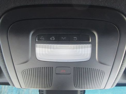 Used 2025 Mercedes-Benz Sprinter 2500 image 26