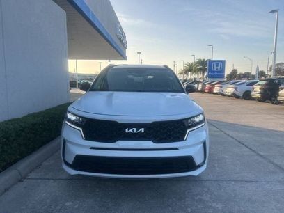 Used 2023 Kia Sorento S w/ Panoramic Sunroof Package