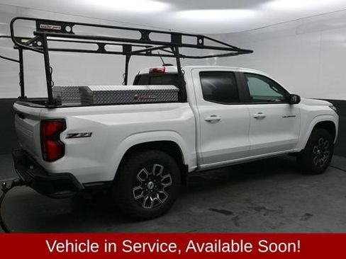 Used 2024 Chevrolet Colorado Z71 w/ Advanced Trailering Package AWD/4WD image 4