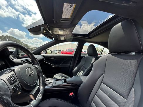 Used 2023 Lexus IS 500 RWD image 12