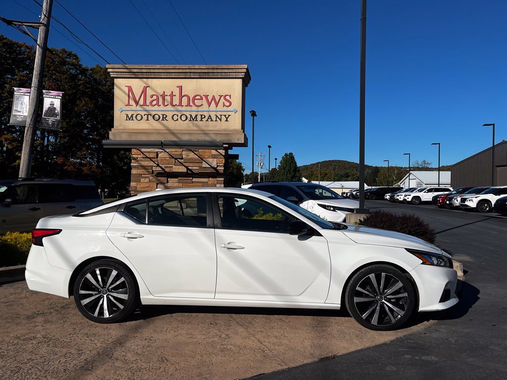 Used 2022 Nissan Altima 2.5 SR FWD image 4