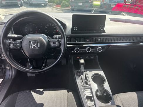 Certified 2024 Honda Civic EX image 17