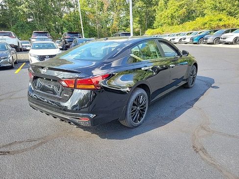 Used 2025 Nissan Altima 2.5 SV w/ SV Special Edition Package image 5