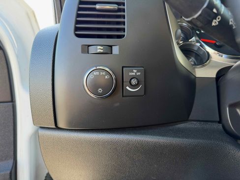 Used 2013 Chevrolet Silverado 1500 LT image 24