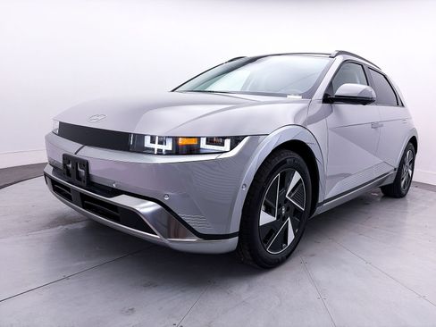 Used 2025 Hyundai Ioniq 5 Limited RWD image 15