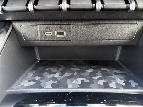 New 2026 GMC Canyon AT4 image 19