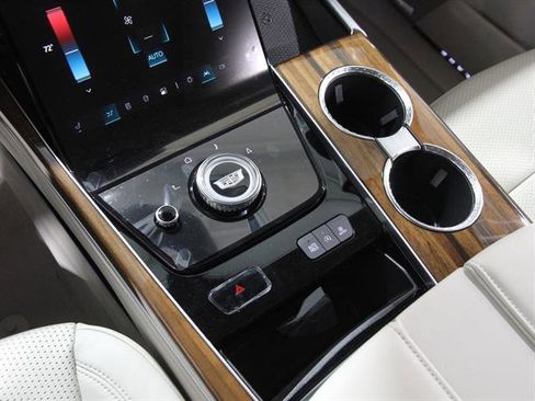 New 2025 Cadillac Escalade ESV Premium Luxury Platinum w/ LPO, Floor Liner Package image 18