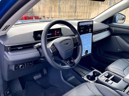 Used 2025 Ford Mustang Mach-E Premium AWD/4WD image 22