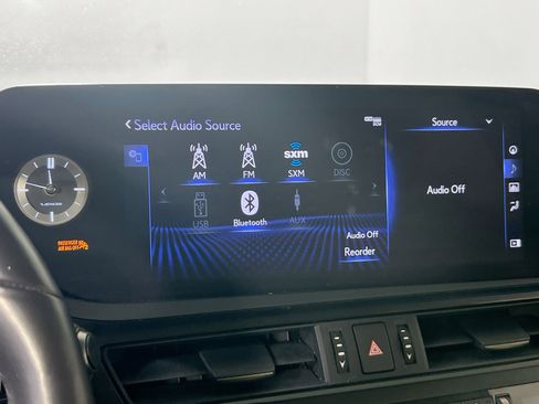 Used 2022 Lexus ES 250 w/ Premium Package image 15