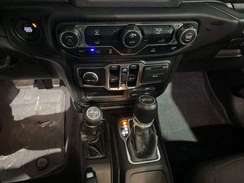 Used 2023 Jeep Wrangler Willys 4xe image 15