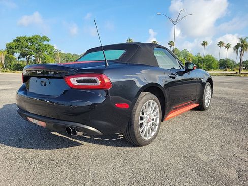 Used 2018 FIAT 124 Spider Classica RWD image 6