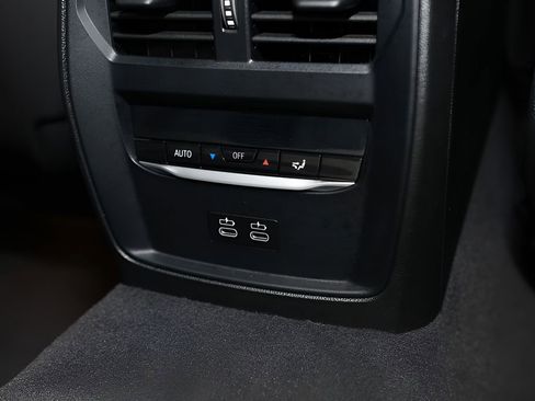 Used 2024 BMW M3 Competition w/ M Carbon Exterior Package image 21