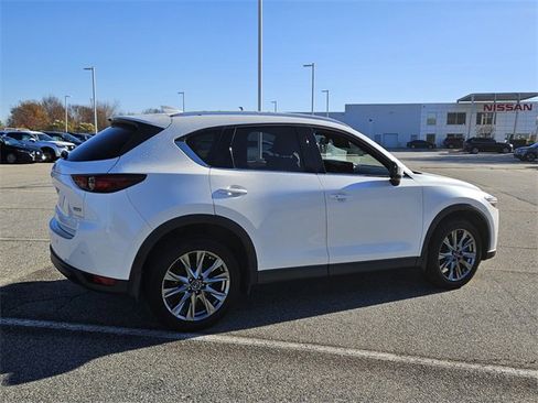 Used 2019 MAZDA CX-5 Signature image 13