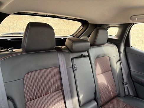 Used 2025 Nissan Kicks SR image 22